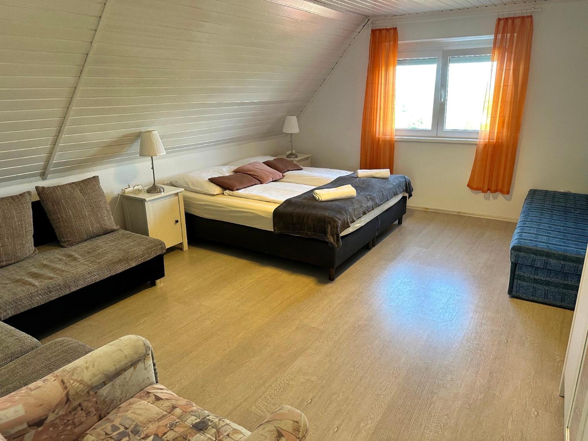 Szent Orban Panzio - Kutyabarat Apartmanok Zalakaros Extérieur photo
